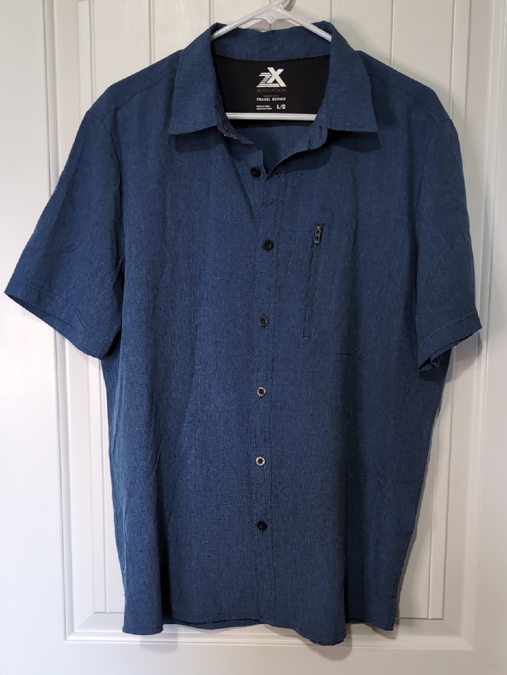 ZeroXposur Travel Series Men's Short-Sleeve Button-Down Navy Blue Shirt  Large